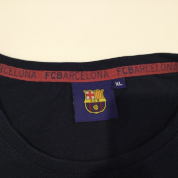 Authentic FC Barcelone T-shirt - Picture 2 of 4
